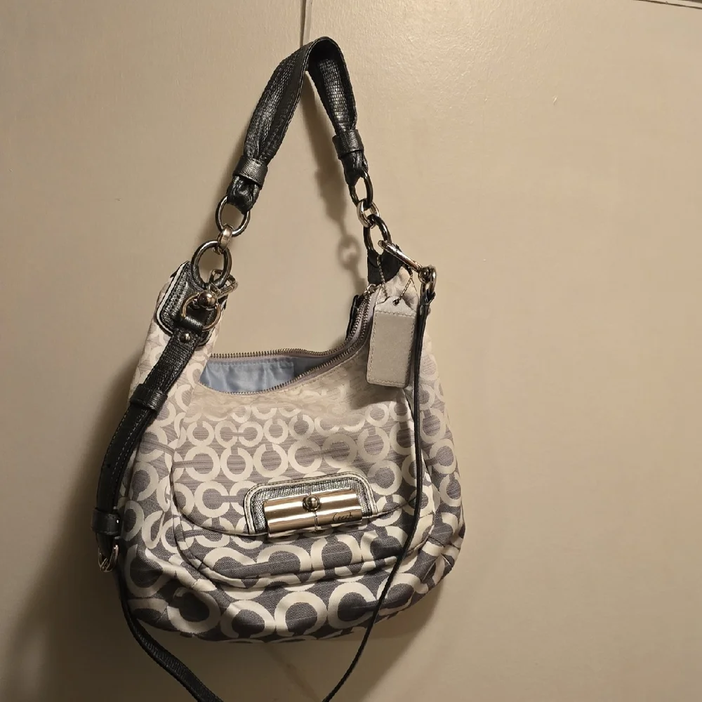 Vintage Stylish Coach Women's Bag